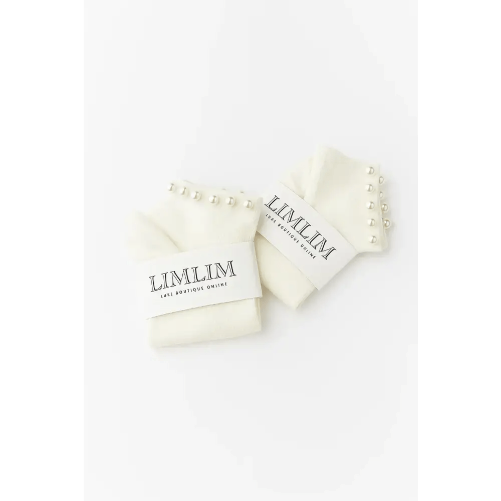 White Ruffle Socks with Pearl Embellishments - Bloom Fleurs & Cadeaux